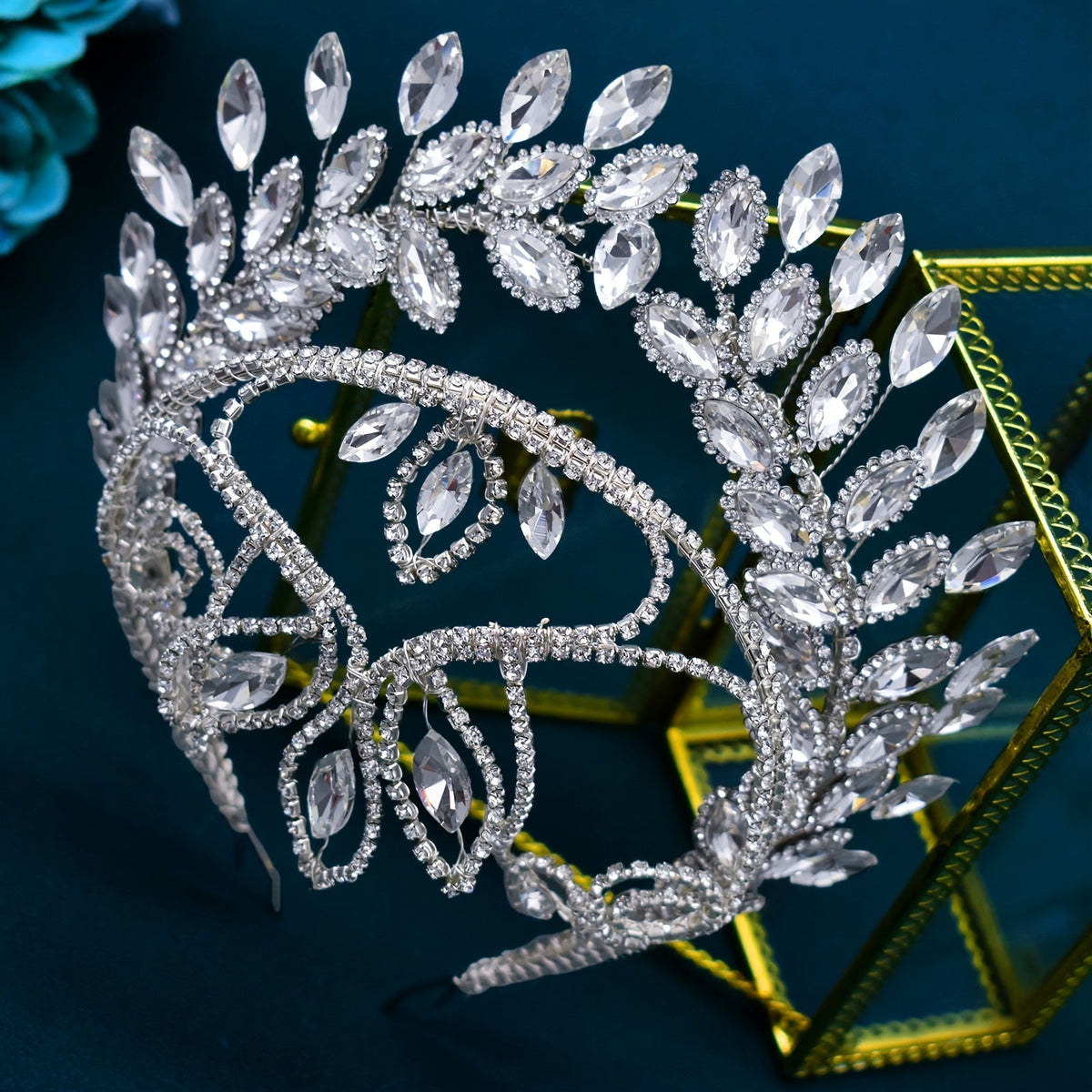 European-American Bridal Tiara – Handmade Rhinestone Claw Chain Double Row Headband with Hollow Detailing for Wedding Royalty Vibes