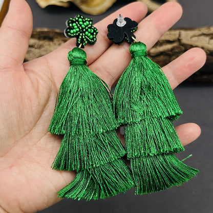 Vintage Boho Clover Tassel Earrings – Beaded Dangle Earrings for St. Patrick’s Day, Gifting, and Casual Seasonal Fashion Statements