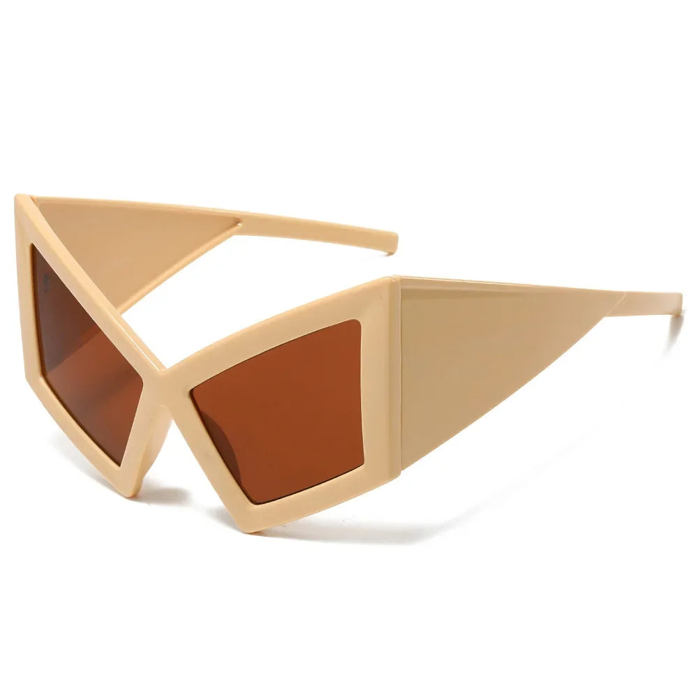 Oversized Cat Eye Sunglasses for Women – Retro Red Gradient UV400 Shades with Wide Legs for Stylish Outdoor Protection