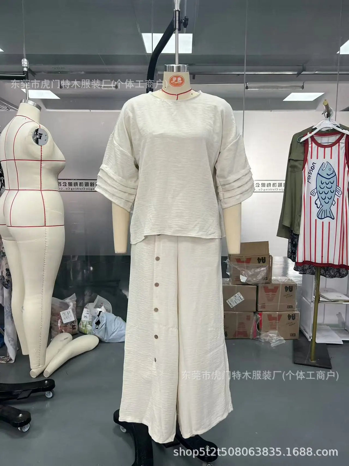 Women’s Loose Two-Piece Summer Set – Casual Button Shirt with 3/4 Sleeves and Slit Wide-Leg Pants for Effortless 2025 Style and Relaxed Elegance