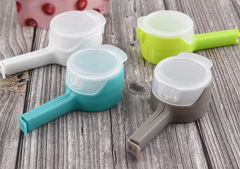 Kitchen Food Storage Bag Sealing Clips – Plastic Cap Clamps with Pour Spout for Freshness
