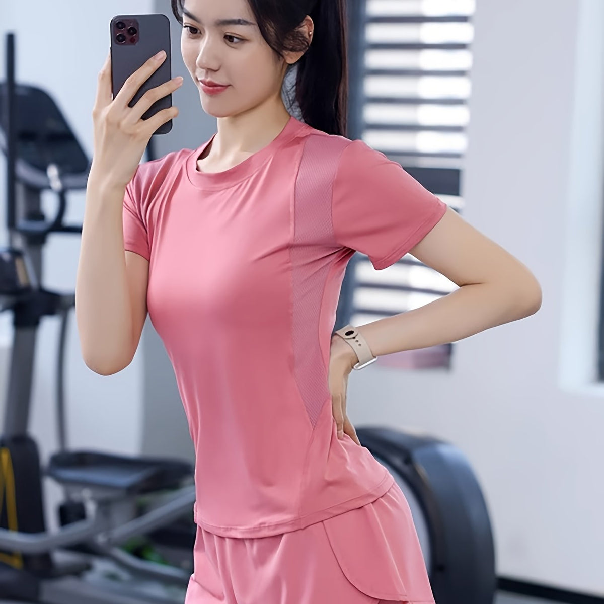 Women’s Two Piece Yoga Outfit – Stylish Mesh T-Shirt & High-Waist Shorts, Quick-Dry Stretch Active Set for Running & Studio Workouts