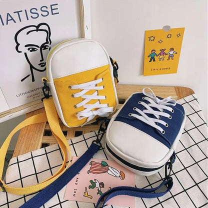 Canvas Shoulder Bag – Creative Shoe-Shaped Crossbody Handbag