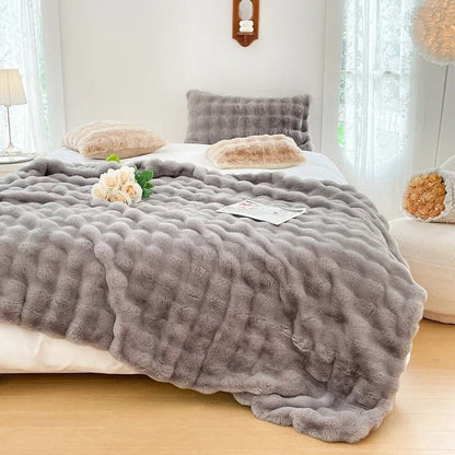 Faux Fur Plush Rabbit Blanket – Double-Layered Cozy Bedspread for Sofa & Bedroom