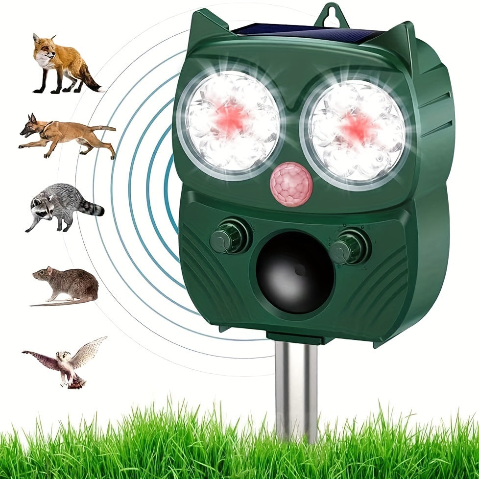 Solar Animal Repeller with Soundwave Technology – Motion Detection Outdoor Pest Control Device with PIR Sensor for Yard and Farm Protection