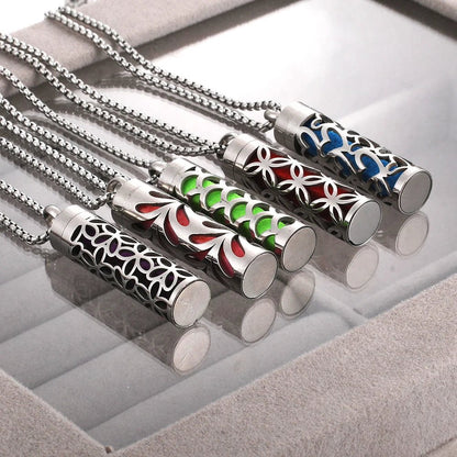 Essential Oil Diffuser Necklace – Stylish Aromatherapy Pendant with Stainless Steel Open Locket for Long-Lasting Scent