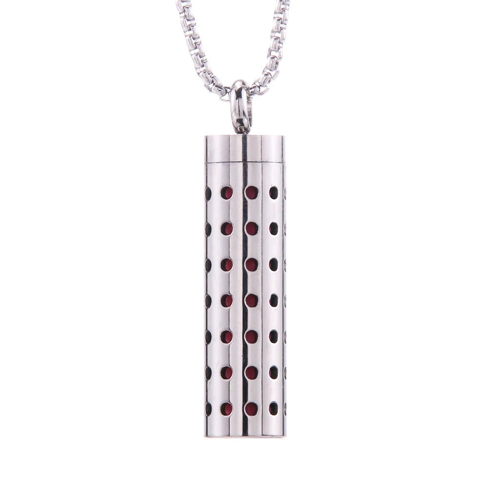 Essential Oil Diffuser Necklace – Stylish Aromatherapy Pendant with Stainless Steel Open Locket for Long-Lasting Scent