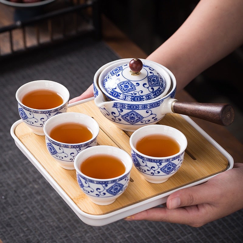 Exquisite Rotating Teapot Premium Set