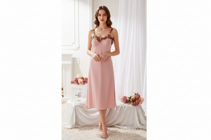 Elegant Lace-Trim V-Neck Slip Nightgown – Women’s Soft Satin-Feel Sleep Dress for Spring, Summer and Fall Comfort