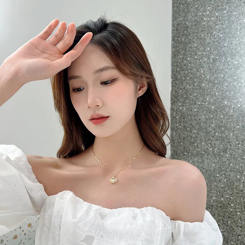 Gold-Plated Shell Charm Necklace – Elegant Freshwater Pearl Choker for Women, Perfect for Weddings, Parties & Gift Giving