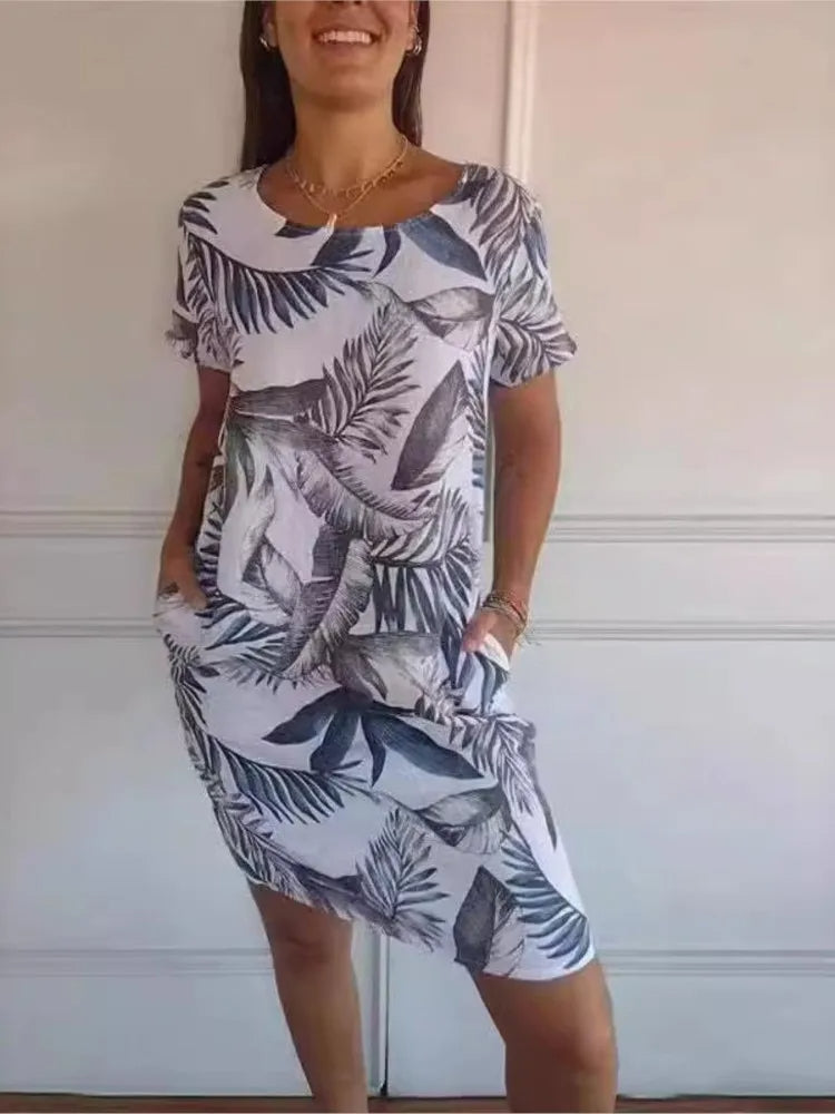 Vintage Boho Midi Dress with Flower and Leaf Print – Botanical Print Short-Sleeve Vacation Dress with Big Pockets for a Chic Beach Style