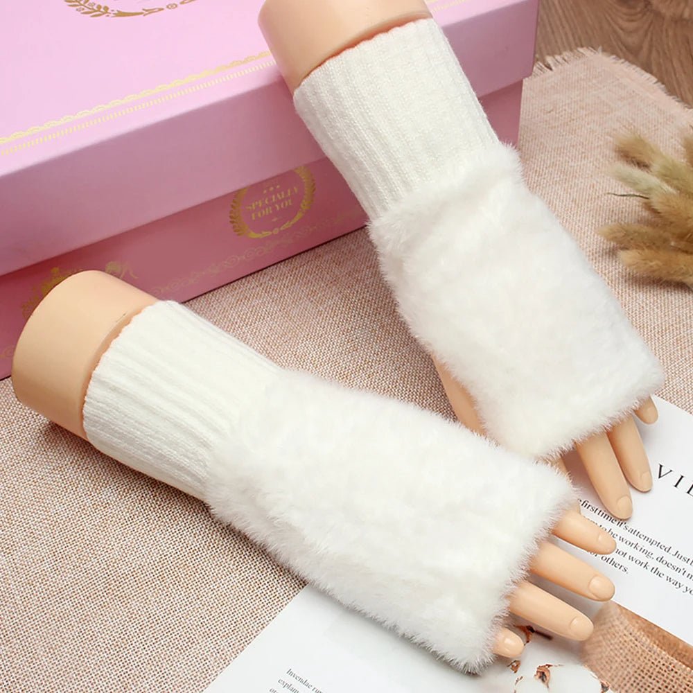Half Finger Plush Gloves – Stylish Winter Warmth for Men & Women with Fingerless Flexibility