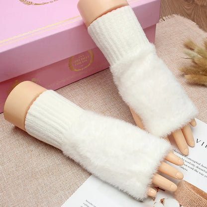 Half Finger Plush Gloves – Stylish Winter Warmth for Men & Women with Fingerless Flexibility