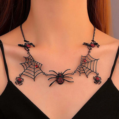 Halloween Creative Spider Necklace with Spider Pendant – Gothic Short Neck Chain Costume Jewelry for Women