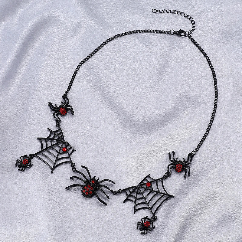 Halloween Creative Spider Necklace with Spider Pendant – Gothic Short Neck Chain Costume Jewelry for Women