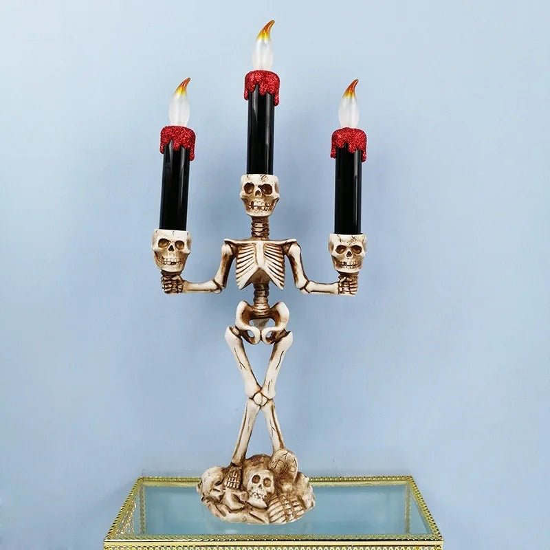 Halloween Skeleton Candlestick – Three-Head Skull Candelabra LED Lights Resin Gothic Halloween Prop Simulated Human Skull Candle Holder.