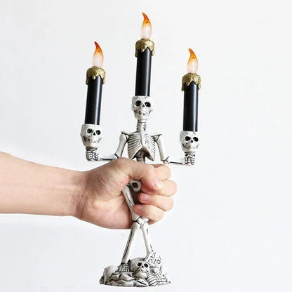 Halloween Skeleton Candlestick – Three-Head Skull Candelabra LED Lights Resin Gothic Halloween Prop Simulated Human Skull Candle Holder.