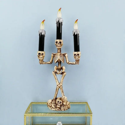 Halloween Skeleton Candlestick – Three-Head Skull Candelabra LED Lights Resin Gothic Halloween Prop Simulated Human Skull Candle Holder.