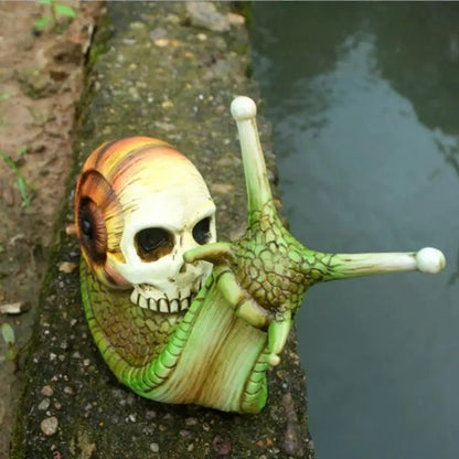 Halloween Snail Skeleton Skull - Statue Resin Horror Snail Sculpture Gothic Outdoor Garden Decoration Figurine