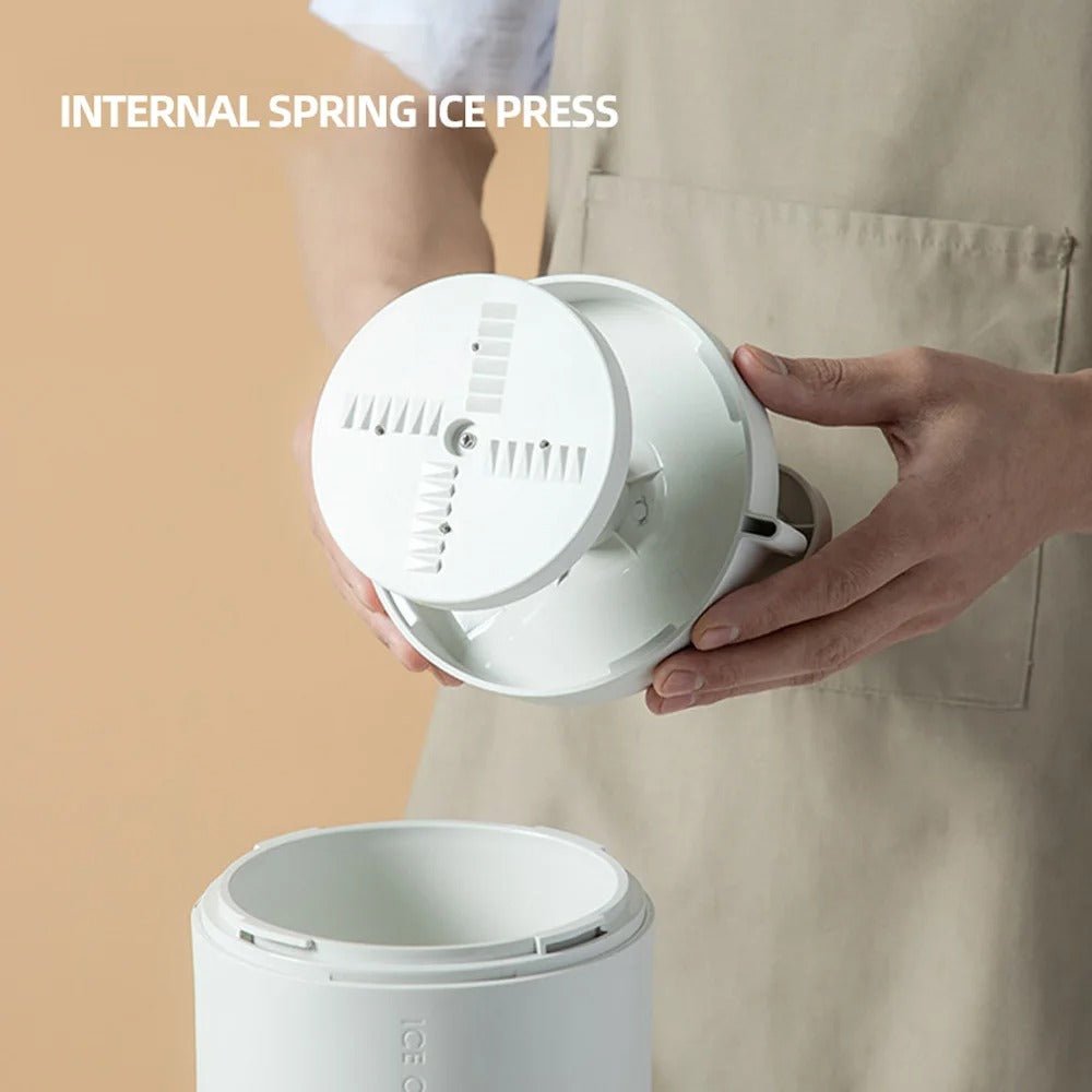 Hand-operated Manual Ice Crusher - Portable Manual Small Ice Maker Machine