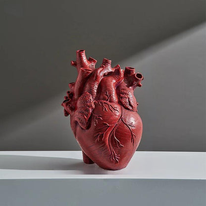 Heart-Shaped Resin Vase – Nordic-Inspired Flower Arrangement Container for Fresh or Dried Blooms, Perfect Home Décor Accent