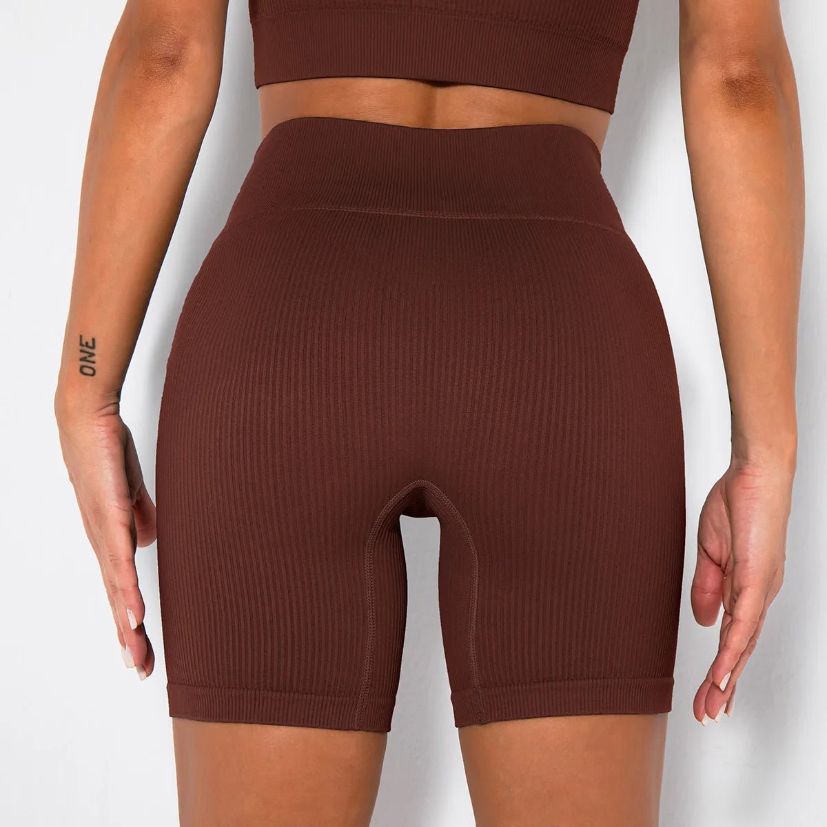 High-Waisted Seamless Ribbed Yoga Shorts for Women – Elastic, Flattering Workout & Gym Leggings