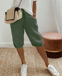 Trendy fashionable linen-look knee breeches for women