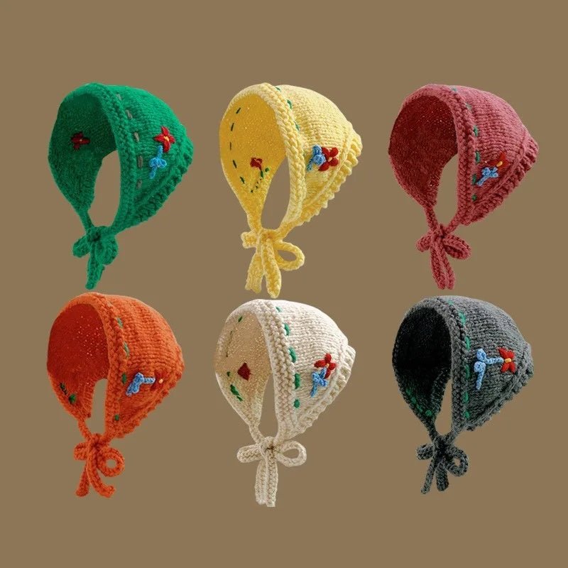 Japanese-Inspired Handmade Flower Knitted Headband – Adorable & Cozy Ear Warmer with Versatile Triangle Scarf Earmuffs for Ultimate Comfort