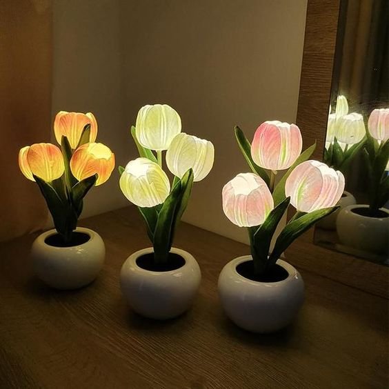 LED Tulip Night Light - Table Lamp, Desk Lamp LED Simulation Tulip Night Light with Vase