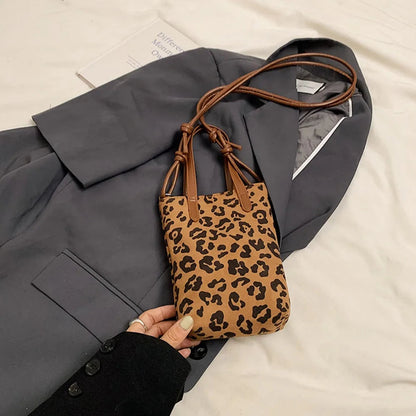 Leopard Print PU Leather Shoulder Bag – Chic Korean-Style Crossbody with Adjustable Strap for Any Outfit