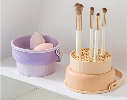 Makeup Brush Silicone Cleaning Mat & Holder – 2-in-1 Brush and Portable Silicone Pad with Drying Function for Effortless Brush Care
