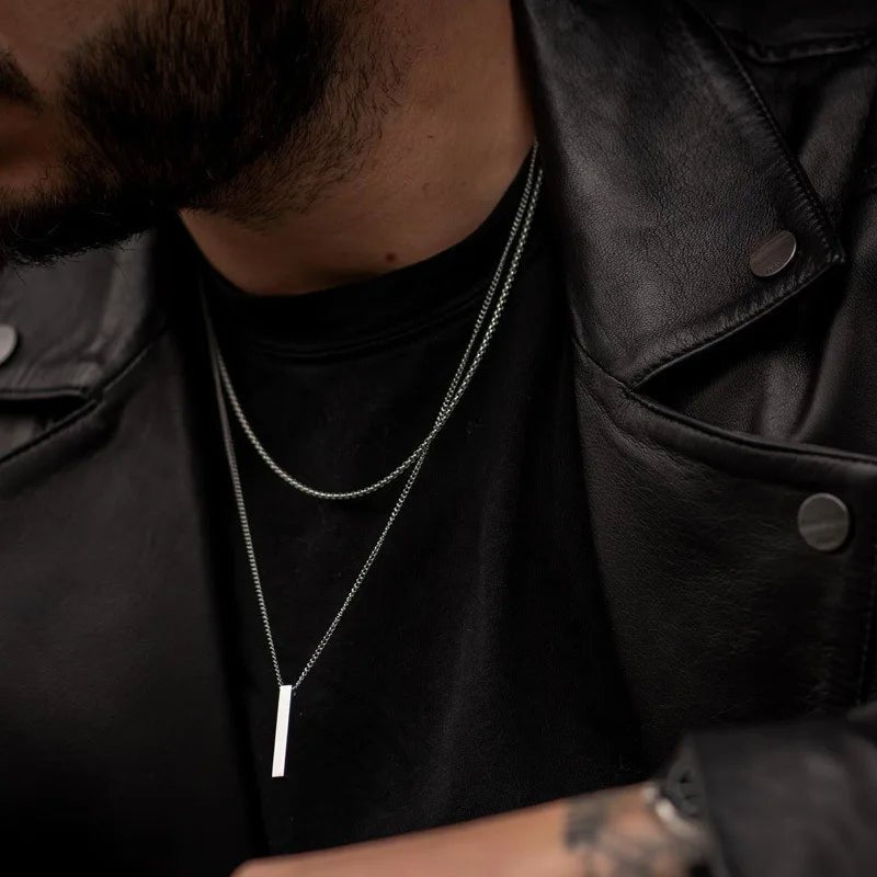 Men's Stainless Steel Keel Chain Necklace – Sleek Cube Pendant for Effortless Style and Sophistication