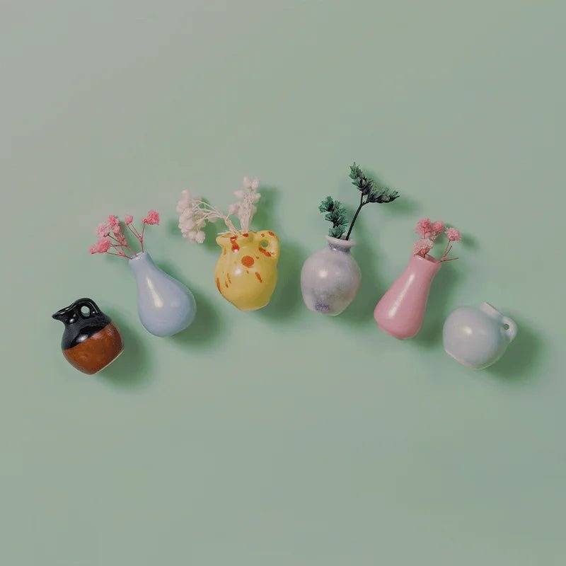 Mini Ceramic Vase Fridge Magnet – Adorable DIY Porcelain Planter for a Touch of Greenery in Your Kitchen