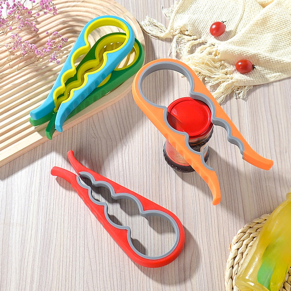 Multifunctional Manual Can Opener – 4-in-1 Bottle Opener with Non-Slip Grip for Easy Lid and Cap Removal, Essential Kitchen Gadget
