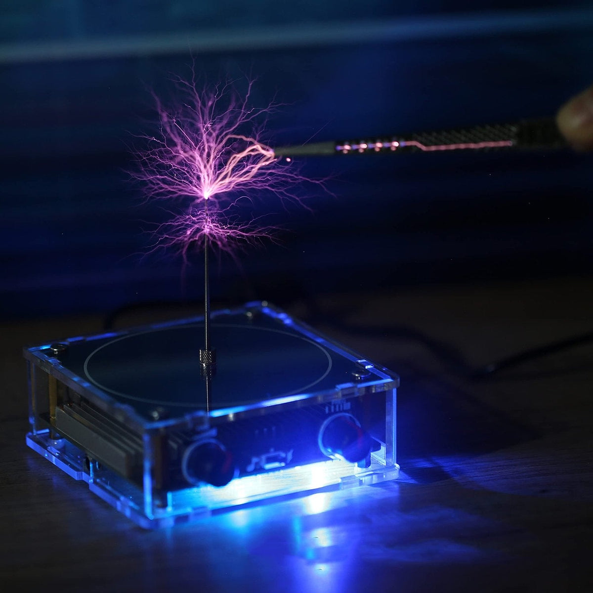 Musical Tesla Coil Plasma Speaker - Desktop Arc Plasma Wireless Transmission