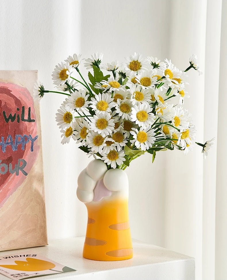 Nordic Kawaii Cat Claw Vase – Stylish Floral Pot for Bedroom & Creative Home Décor