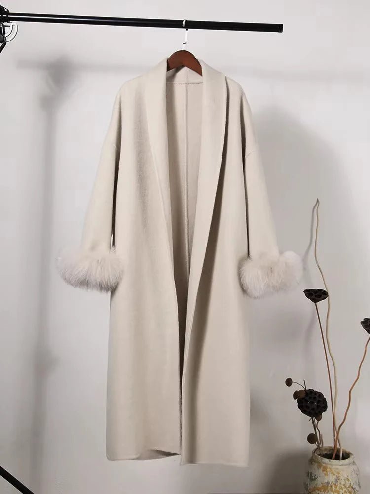 Office Lady Real Wool Coat – Chic Fur Patchwork Overcoat with Long Sleeves for a Sophisticated Autumn & Spring Look. A Must-Have Statement Jacket