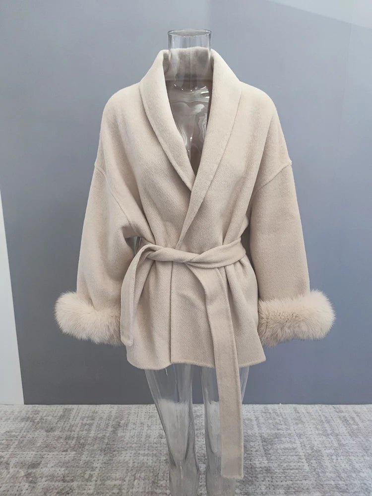 Office Lady Real Wool Coat – Chic Fur Patchwork Overcoat with Long Sleeves for a Sophisticated Autumn & Spring Look. A Must-Have Statement Jacket