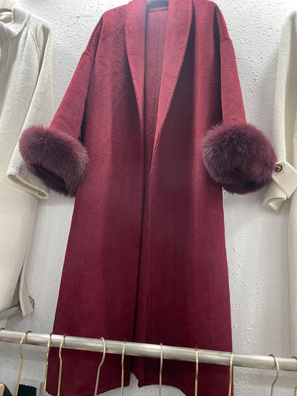Office Lady Real Wool Coat – Chic Fur Patchwork Overcoat with Long Sleeves for a Sophisticated Autumn & Spring Look. A Must-Have Statement Jacket