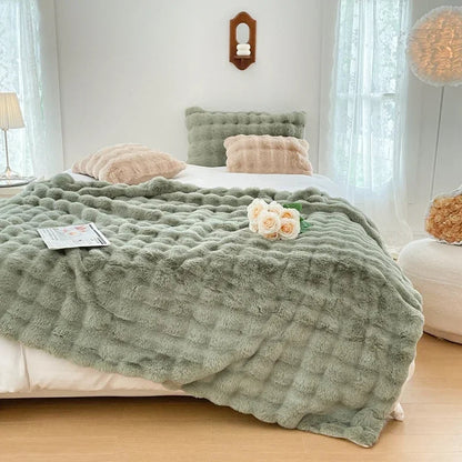Faux Fur Plush Rabbit Blanket – Double-Layered Cozy Bedspread for Sofa & Bedroom