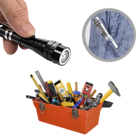 Telescopic magnetic LED flashlight