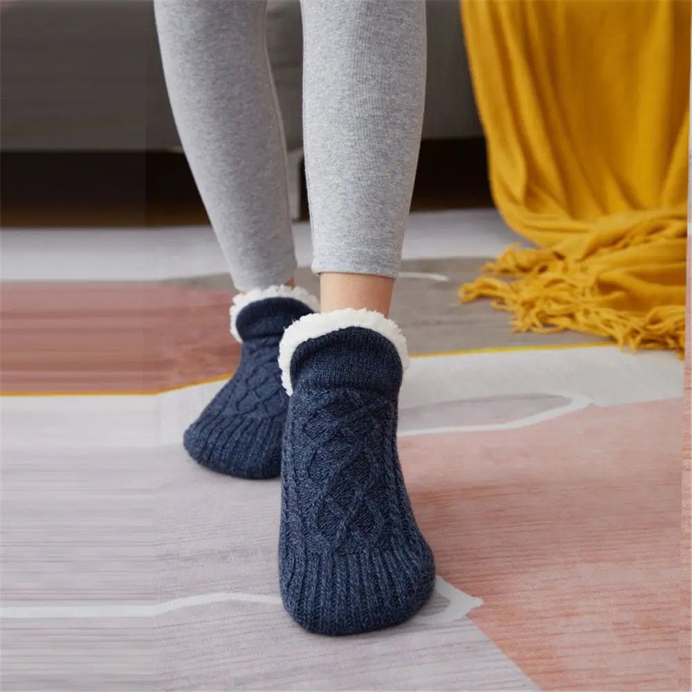 Plush Anti-Slip Floor Socks – Cozy, Thickened Flip-Flop Slippers for Warm Winter Comfort Indoors