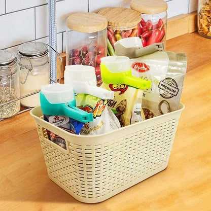 Pour Spouts Snack Sealing Clips – Keep Your Food Fresh with These Handy Kitchen Clamps! Perfect for Travel, Storage, and Easy Pouring