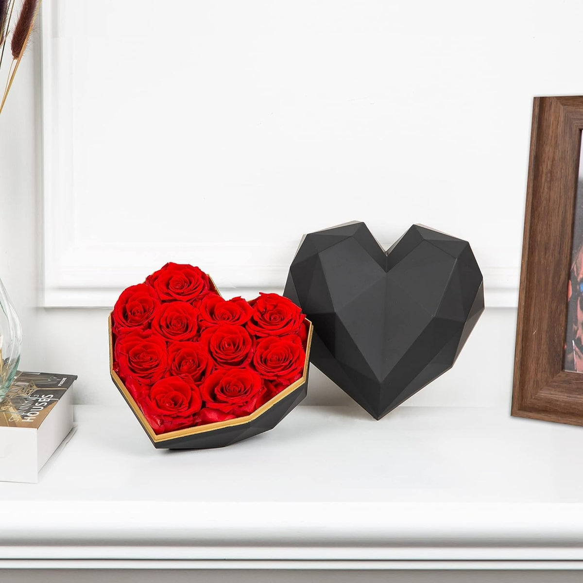 Preserved Flowers Heart Shape Box - Heart Shaped Transparent Acrylic Flower Box Perfect for Valentine's Day