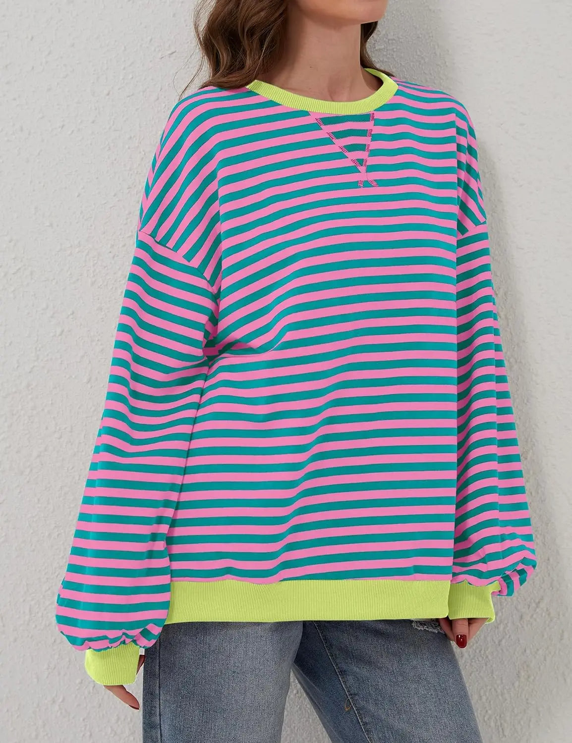 Oversized Striped Pullover Round Neck Sweatshirt – Casual Long Sleeve Crew Neck for a Laid-Back Yet Fashionable Look
