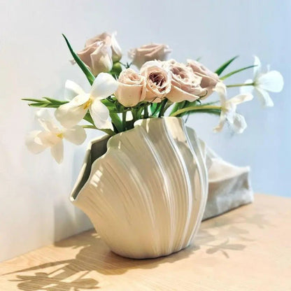 Ceramic SeaShell Vase - Floral Arrangement and Terrarium Room Decoration Accessories