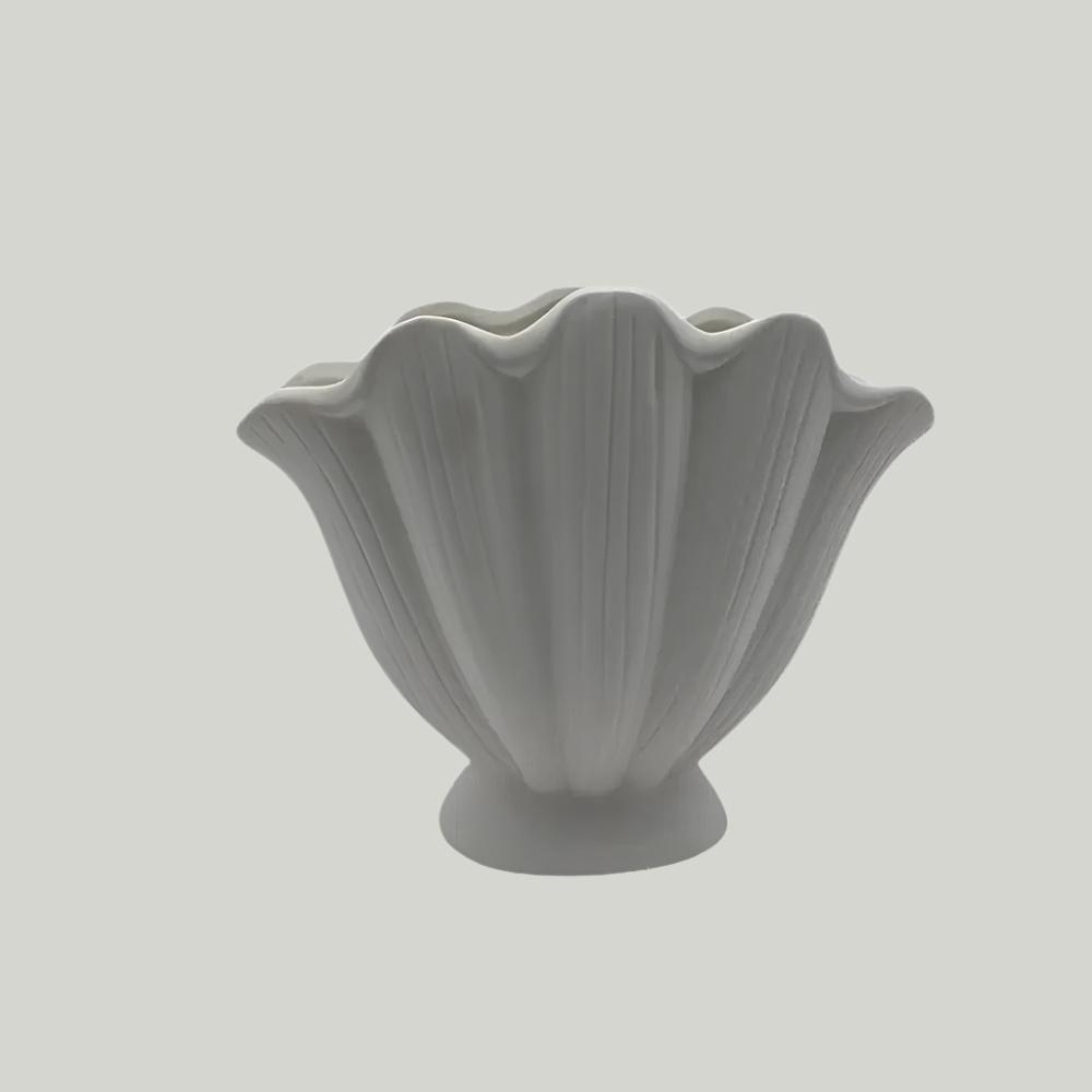 Ceramic SeaShell Vase - Floral Arrangement and Terrarium Room Decoration Accessories