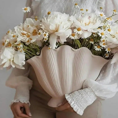 Ceramic SeaShell Vase - Floral Arrangement and Terrarium Room Decoration Accessories