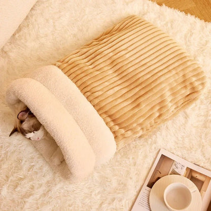 Semi-Closed Pet Warm Sleeping Bag – All-Season Warm & Secure Sleeping Bed for Ultimate Pet Comfort