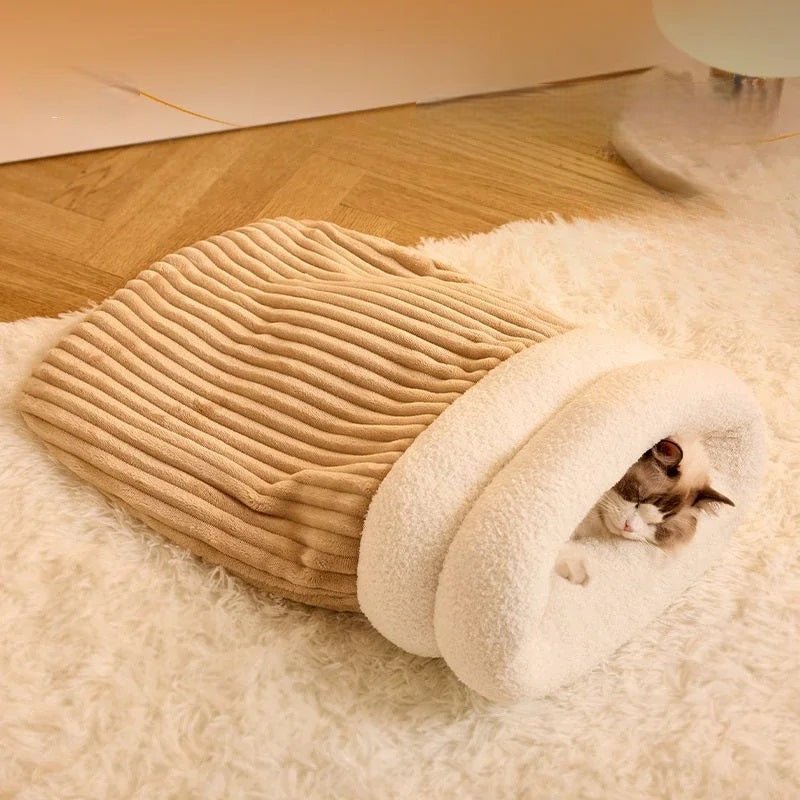 Semi-Closed Pet Warm Sleeping Bag – All-Season Warm & Secure Sleeping Bed for Ultimate Pet Comfort